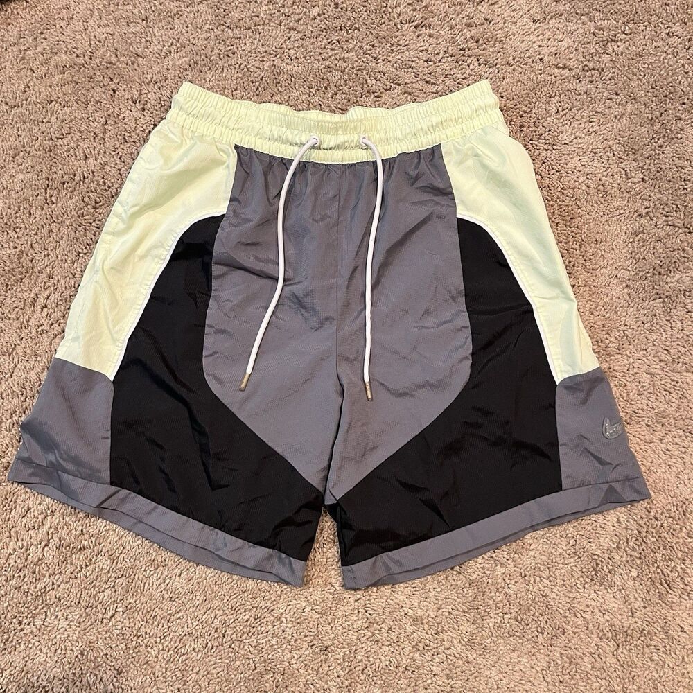 Nike Throwback Mens Sz Medium Black Green Gray Basketball Mesh Lined Shorts